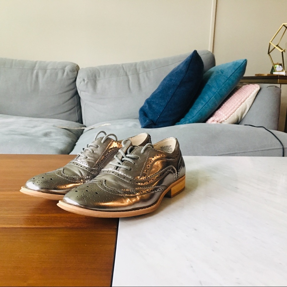 Silver women’s dress shoes
